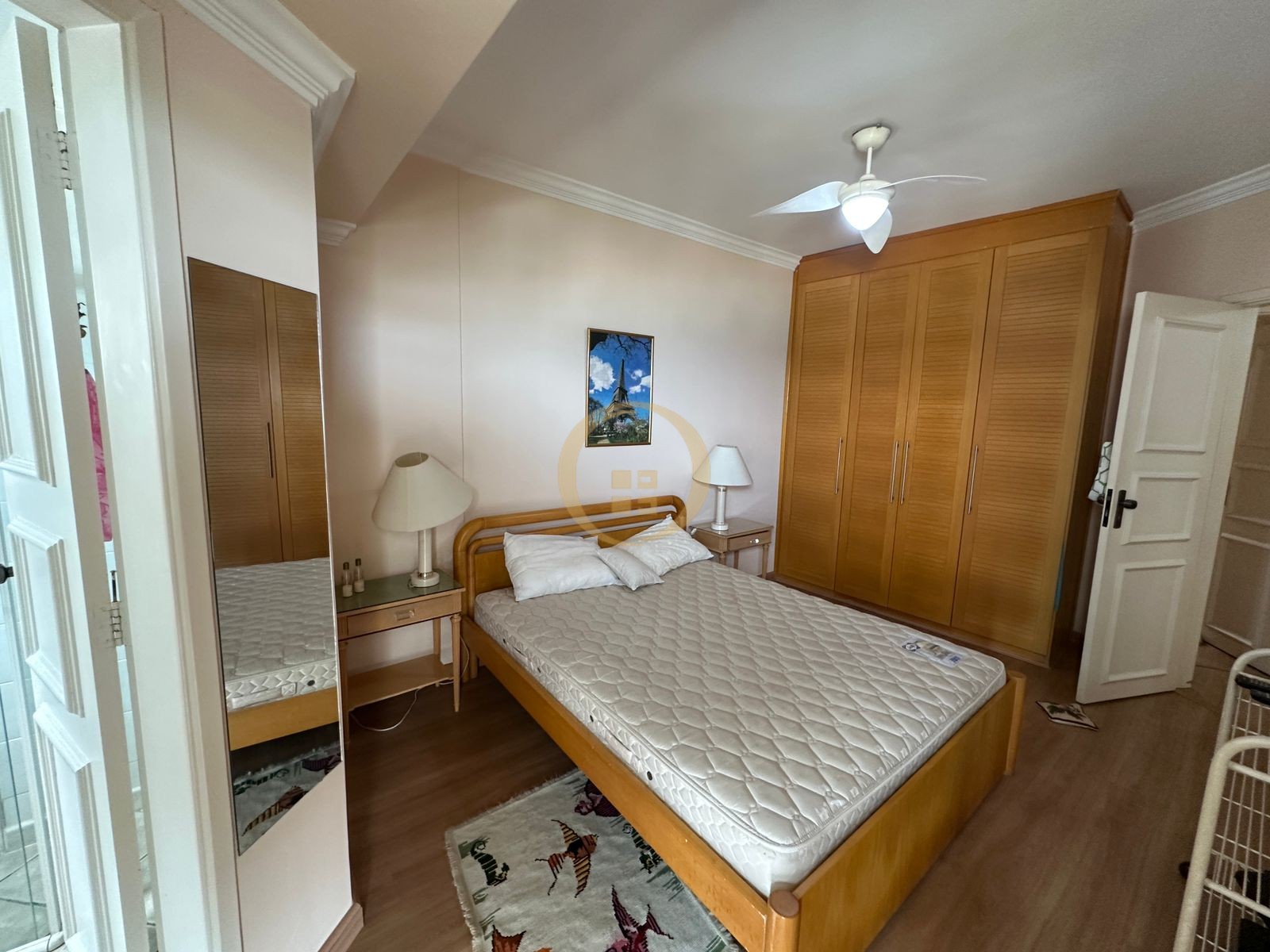 Apartamento na Praia da Enseada, Guarujá - SP