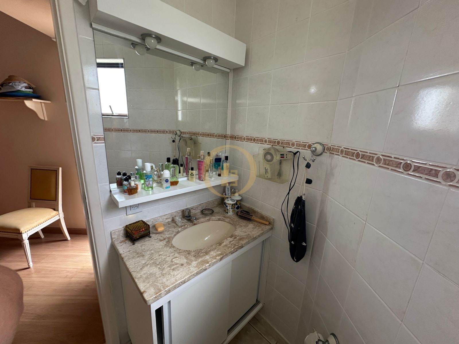 Apartamento na Praia da Enseada, Guarujá - SP