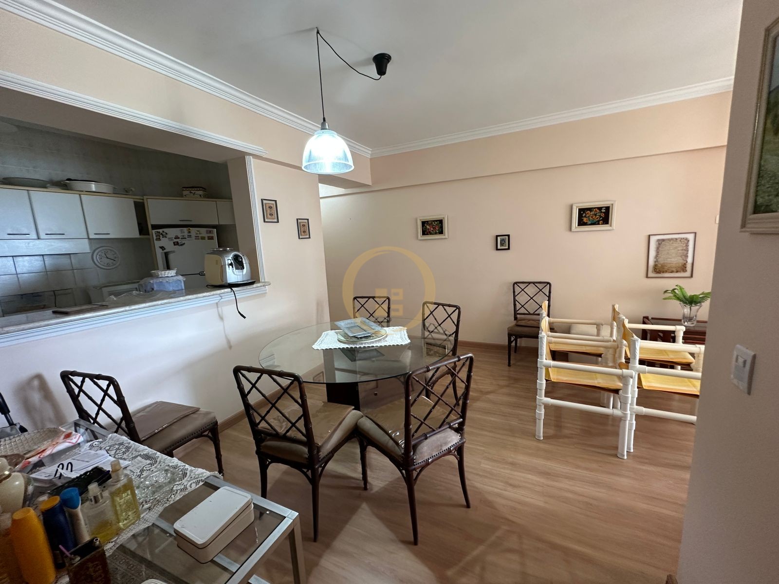 Apartamento na Praia da Enseada, Guarujá - SP