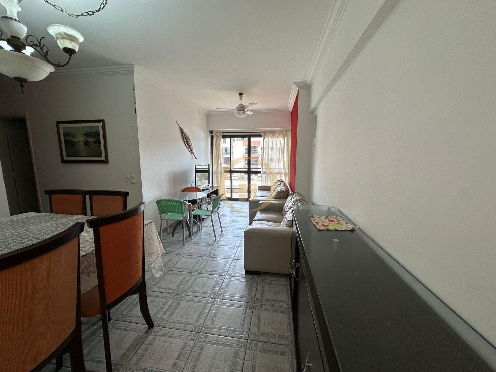 Apartamento na Praia da Enseada, Guarujá - SP