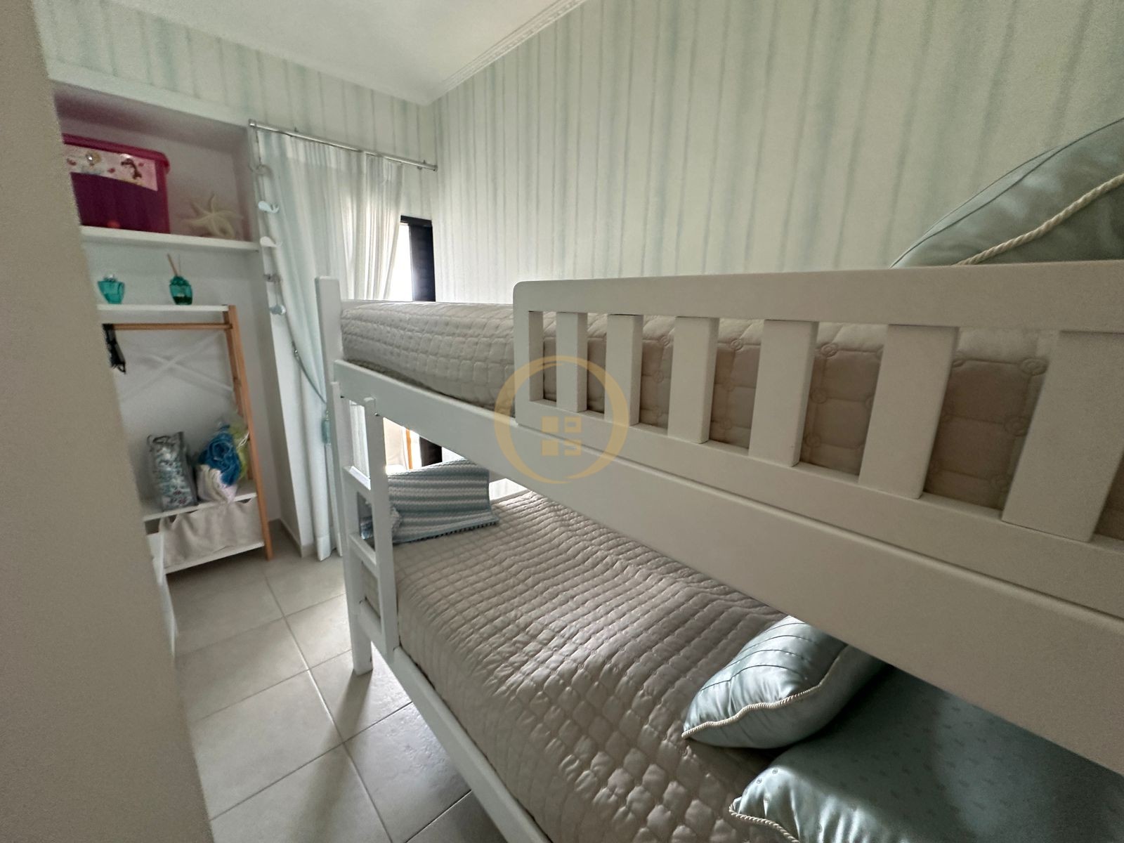 Apartamento na Praia da Enseada, Guarujá - SP