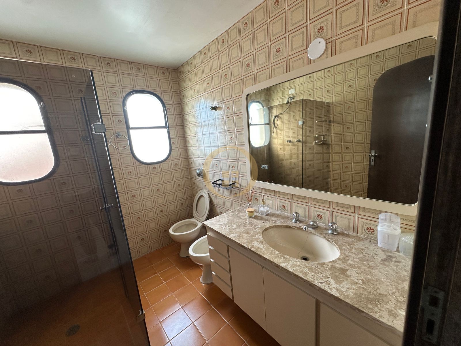 Apartamento Frente ao Mar, Praia Pitangueiras, Guarujá - SP