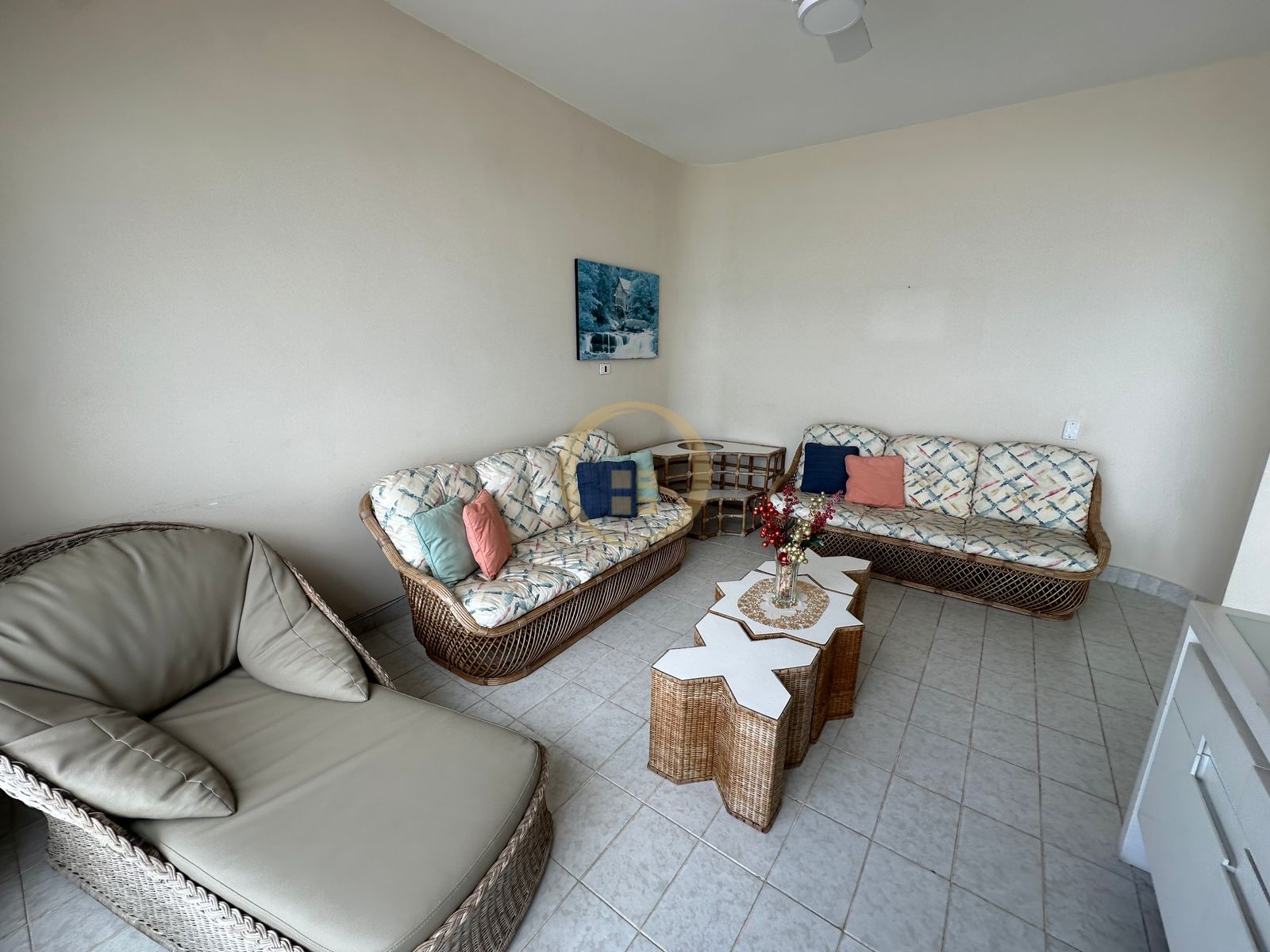 Apartamento Frente ao Mar, Praia Pitangueiras, Guarujá - SP