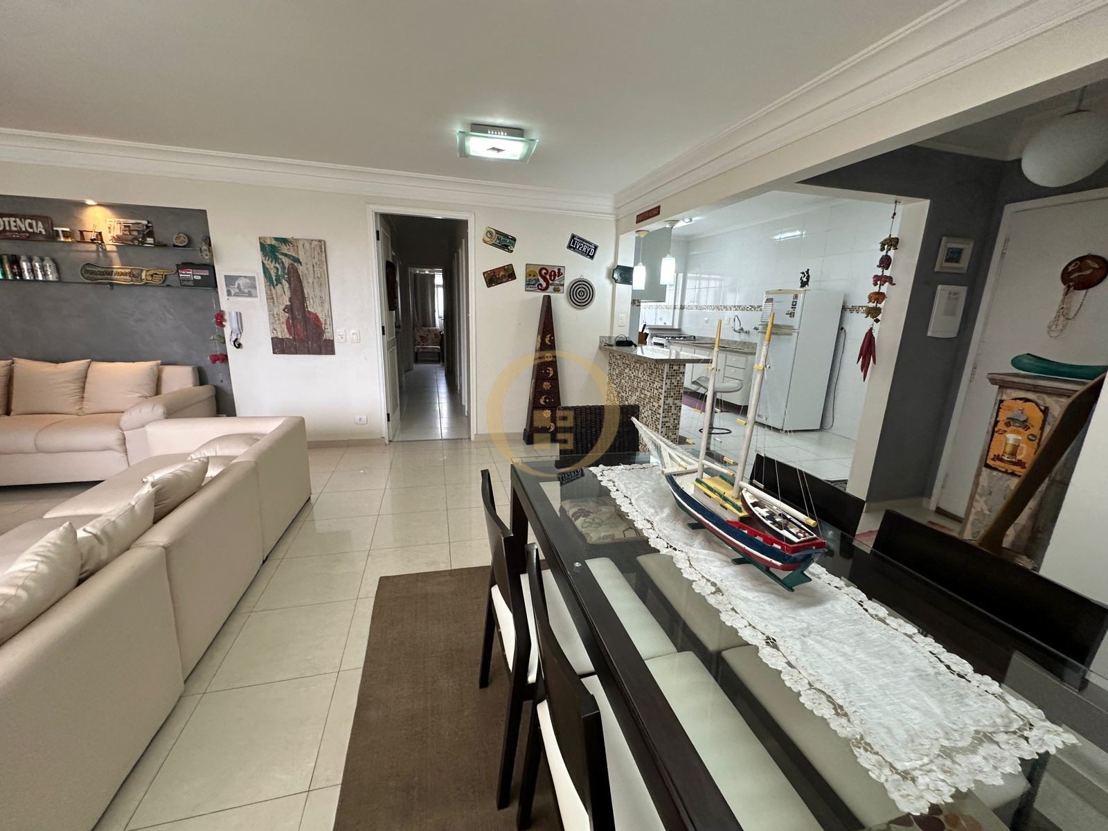 Apartamento Frente ao Mar, Pitangueiras, Guarujá - SP