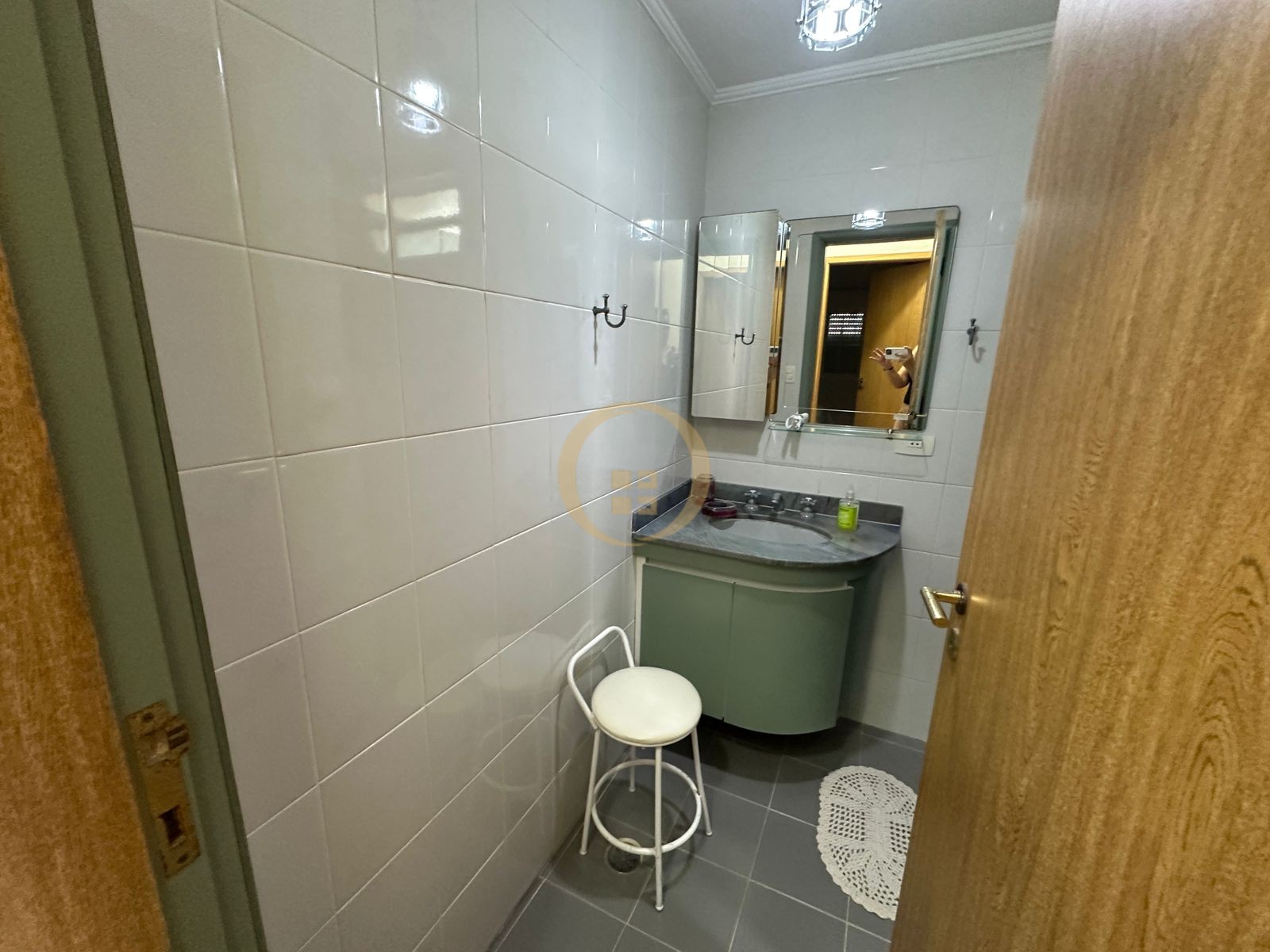 Apartamento Frente ao Mar, Praia Pitangueiras, Guarujá - SP