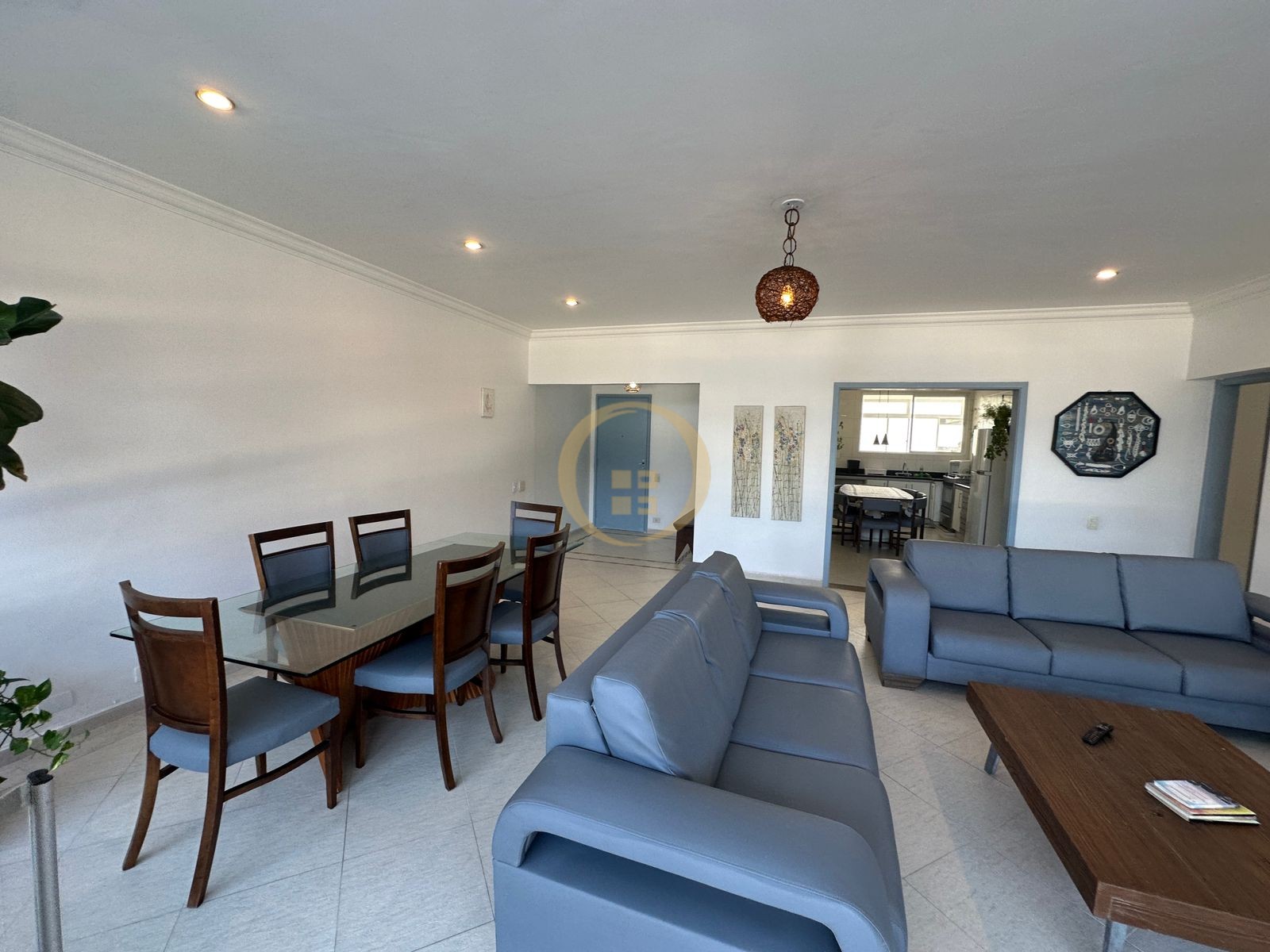 Apartamento Frente ao Mar, Pitangueiras, Guarujá - SP