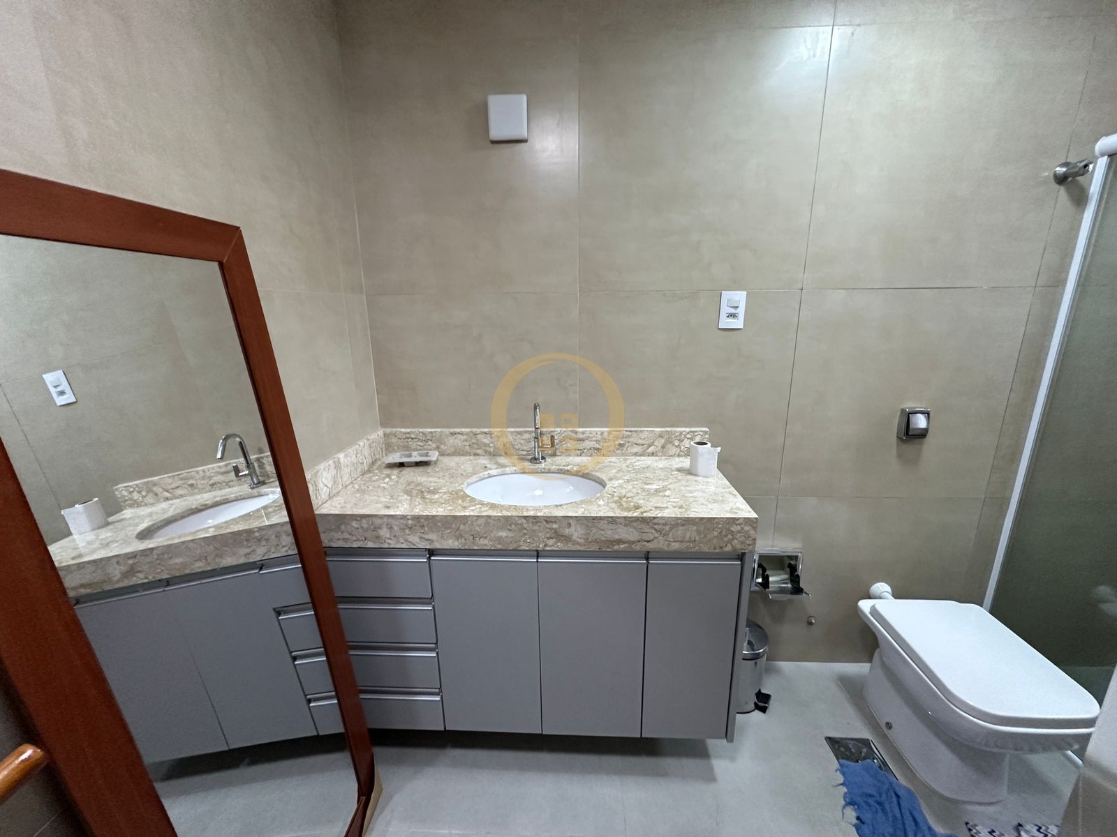 Apartamento na Praia da Enseada, Guarujá - SP