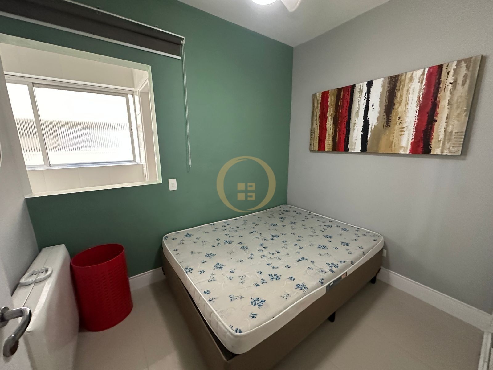 Apartamento na Praia da Enseada, Guarujá - SP