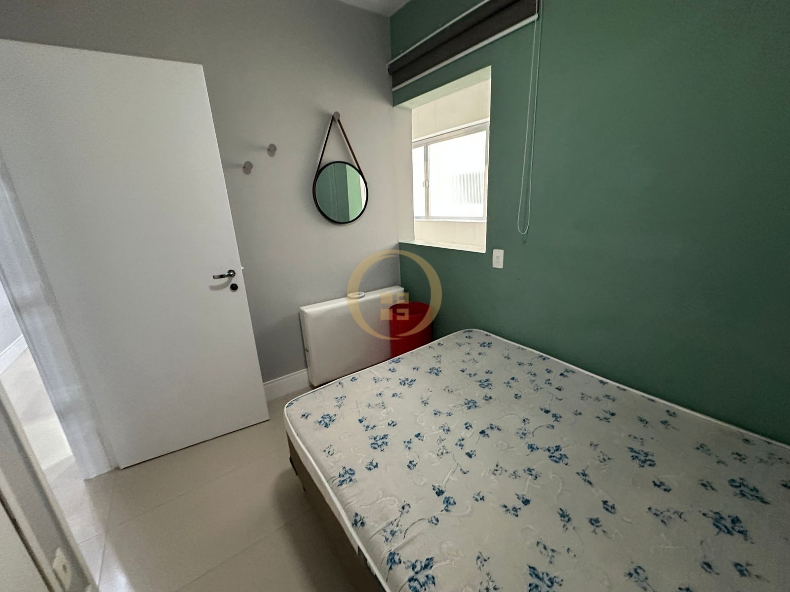 Apartamento na Praia da Enseada, Guarujá - SP
