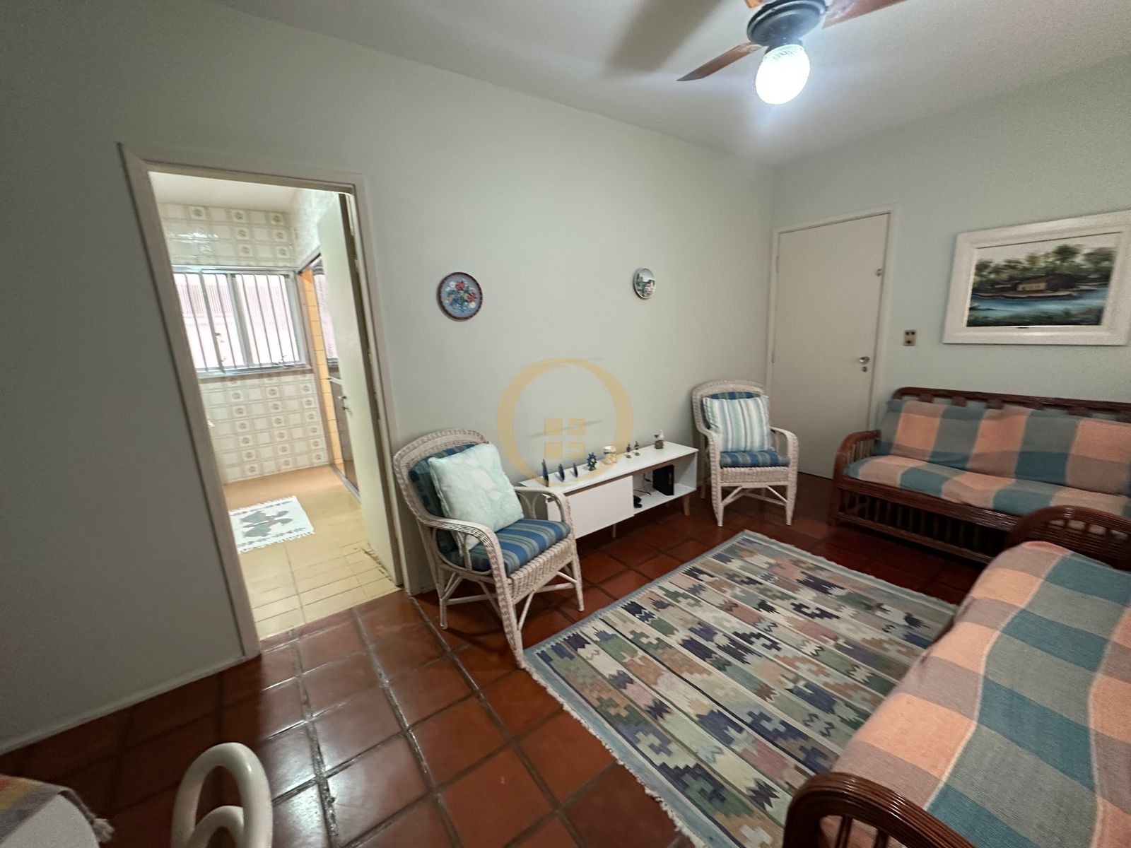 Apartamento na Praia das Pitangueiras, Guarujá - SP
