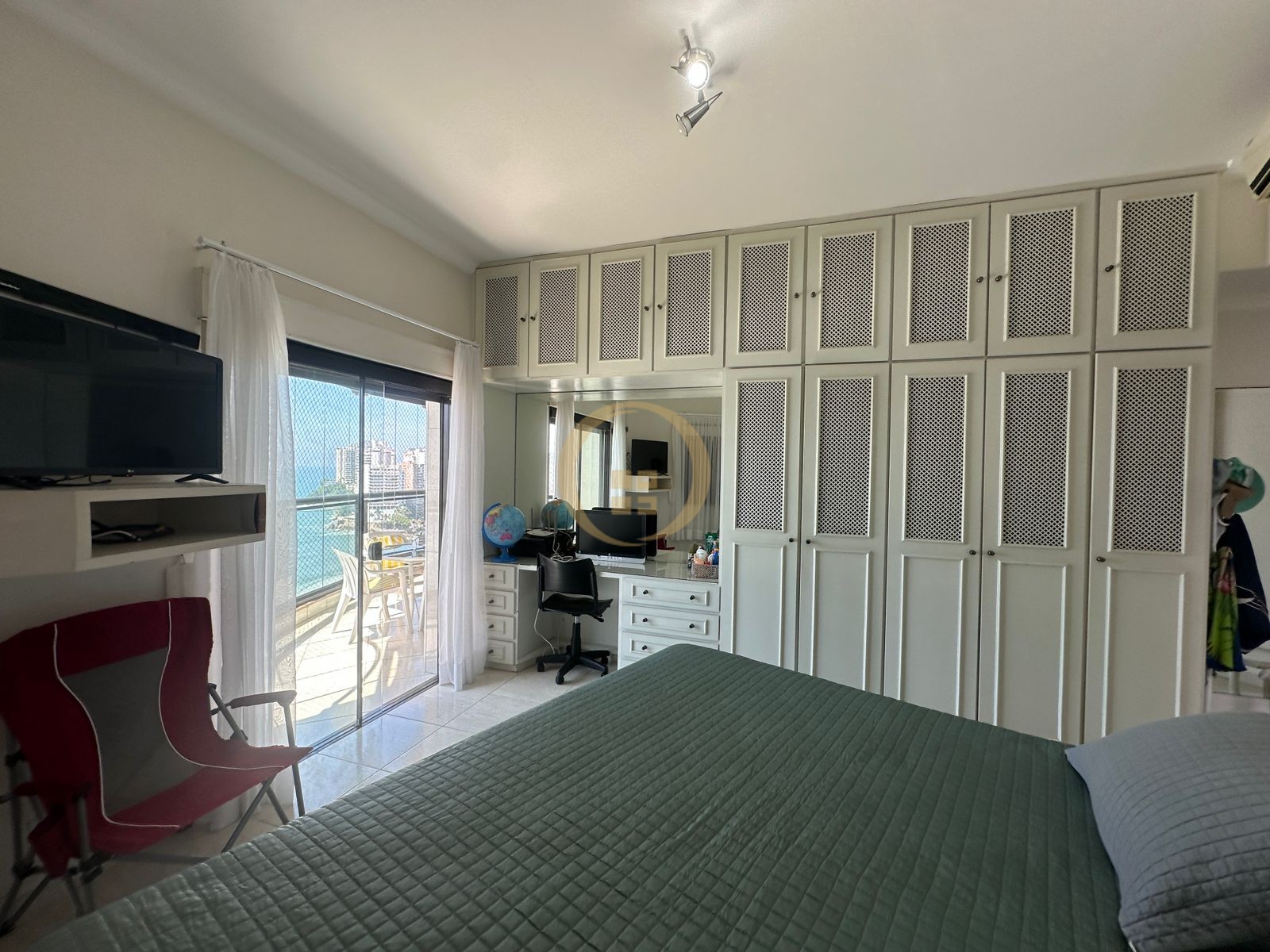 Apartamento Frente ao Mar-3-dormitorios-Vila Luis Antônio
