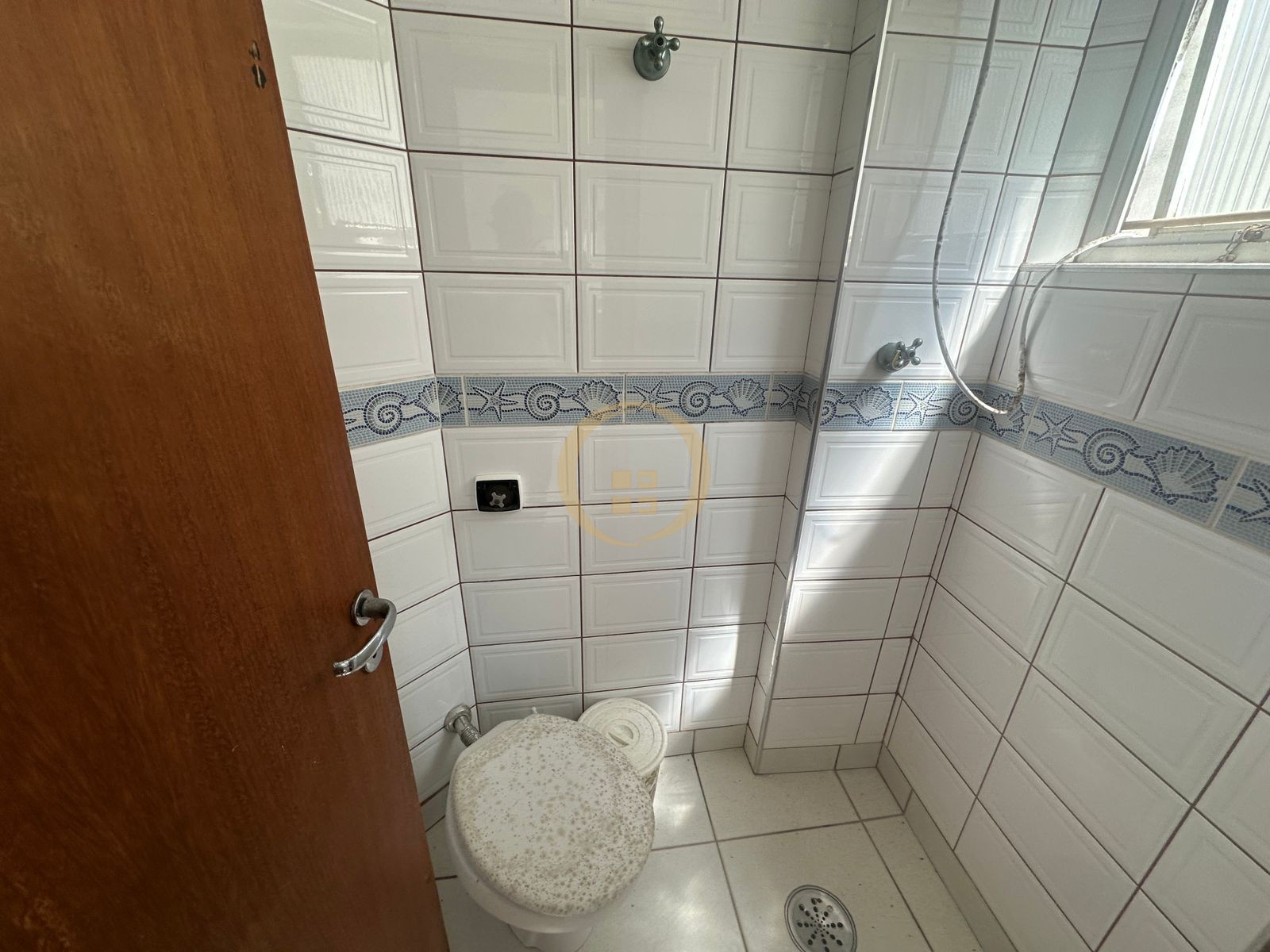 Apartamento na Praia da Pitanguerias - Guarujá