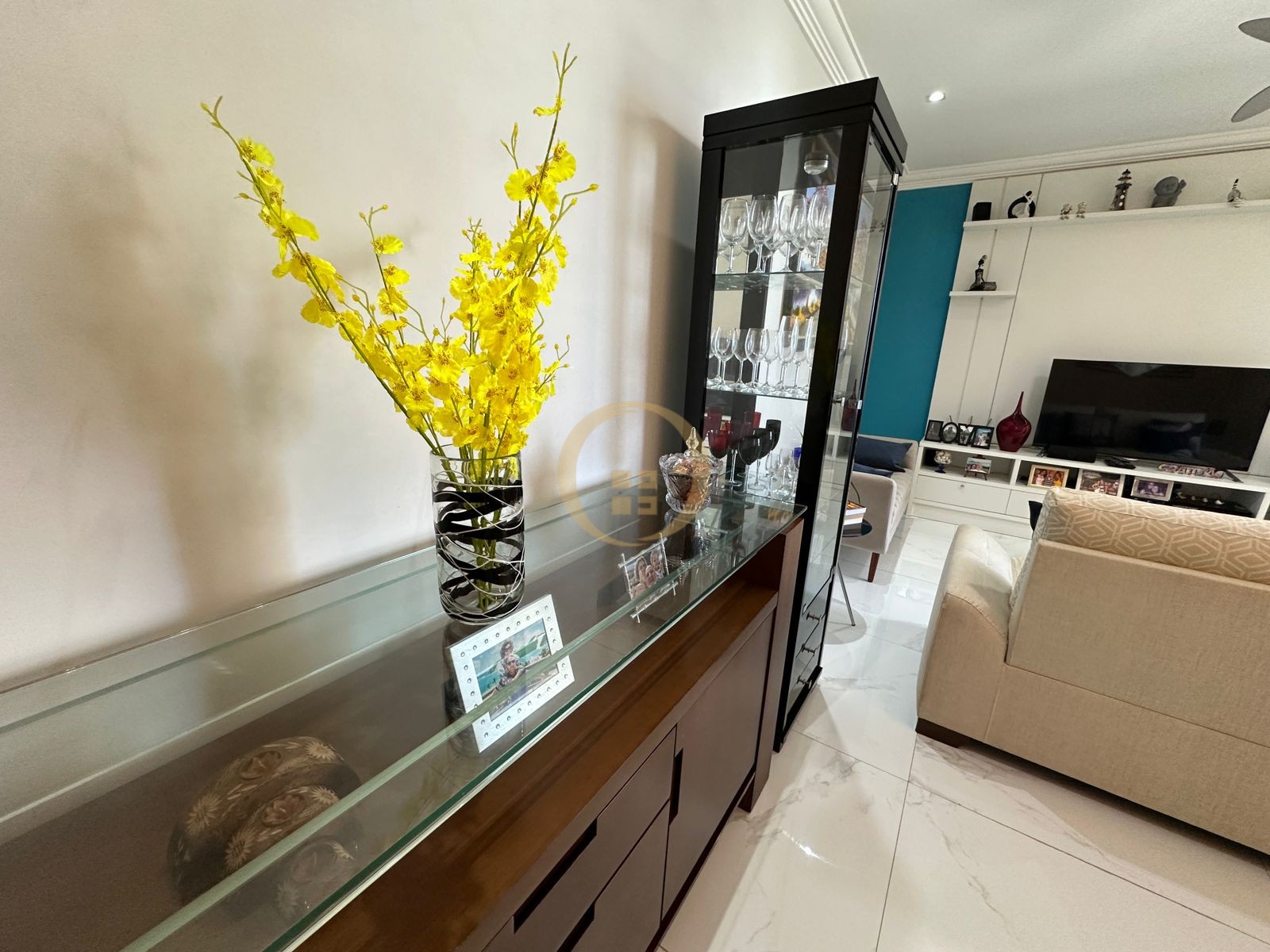 Apartamento Frente ao Mar nas Pitangueiras, Guarujá - SP
