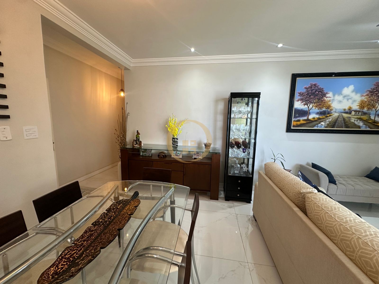 Apartamento Frente ao Mar nas Pitangueiras, Guarujá - SP