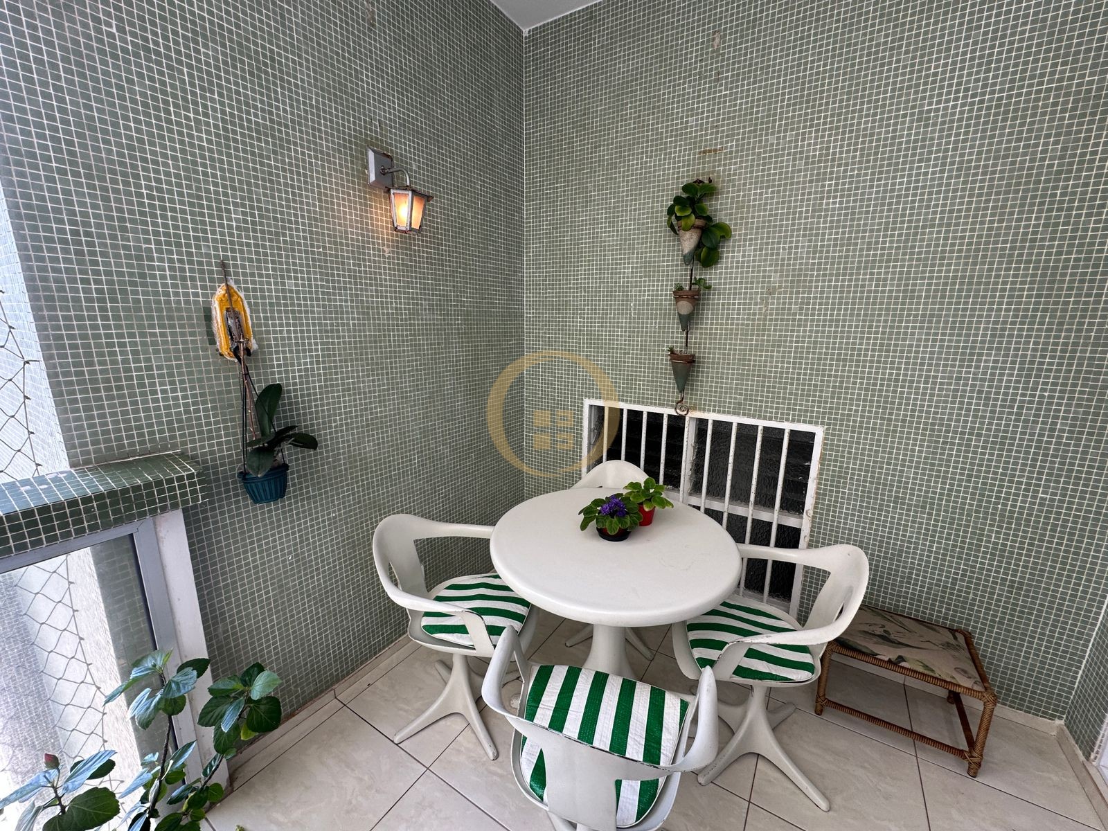 Apartamento Frente ao Mar nas Pitangueiras, Guarujá - SP