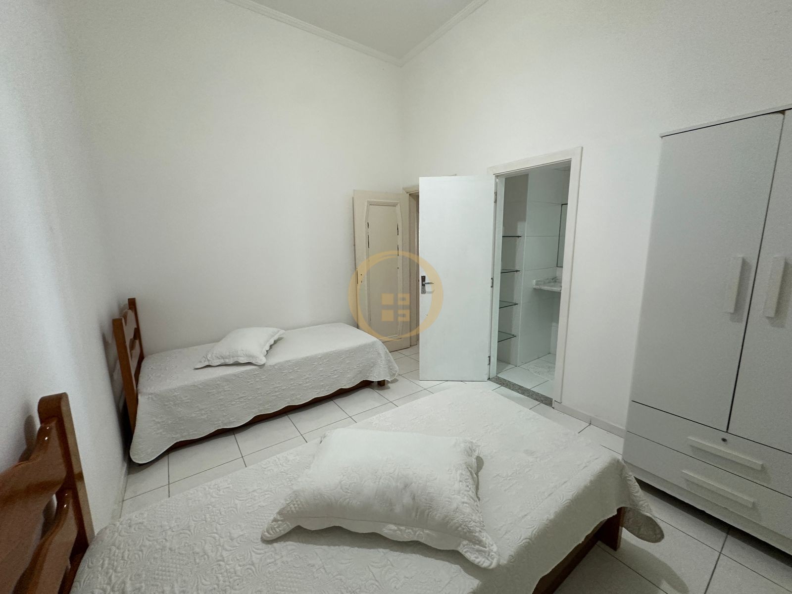 Apartamento Frente ao Mar nas Pitangueiras, Guarujá - SP