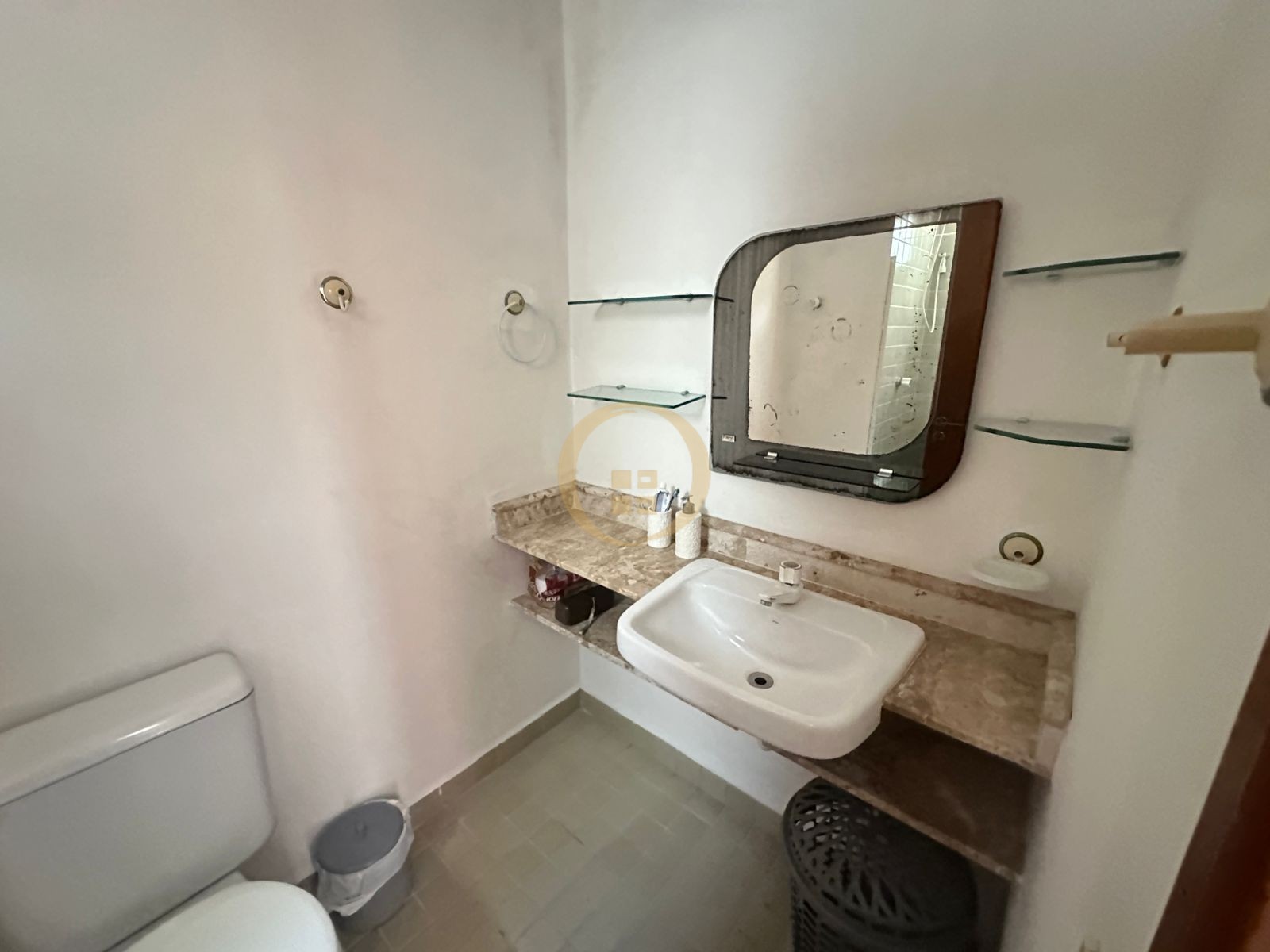 Apartamento na Praia da Enseada, Guarujá - SP