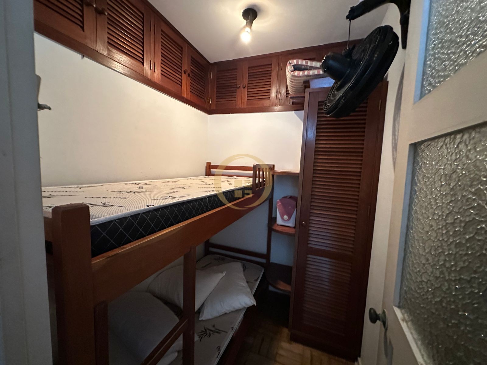 Apartamento Frente ao Mar nas Pitangueiras, Guarujá - SP