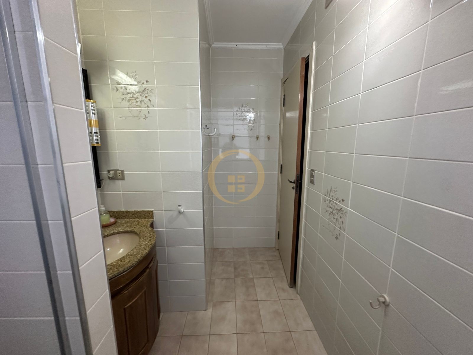 Apartamento Frente ao Mar nas Pitangueiras, Guarujá - SP