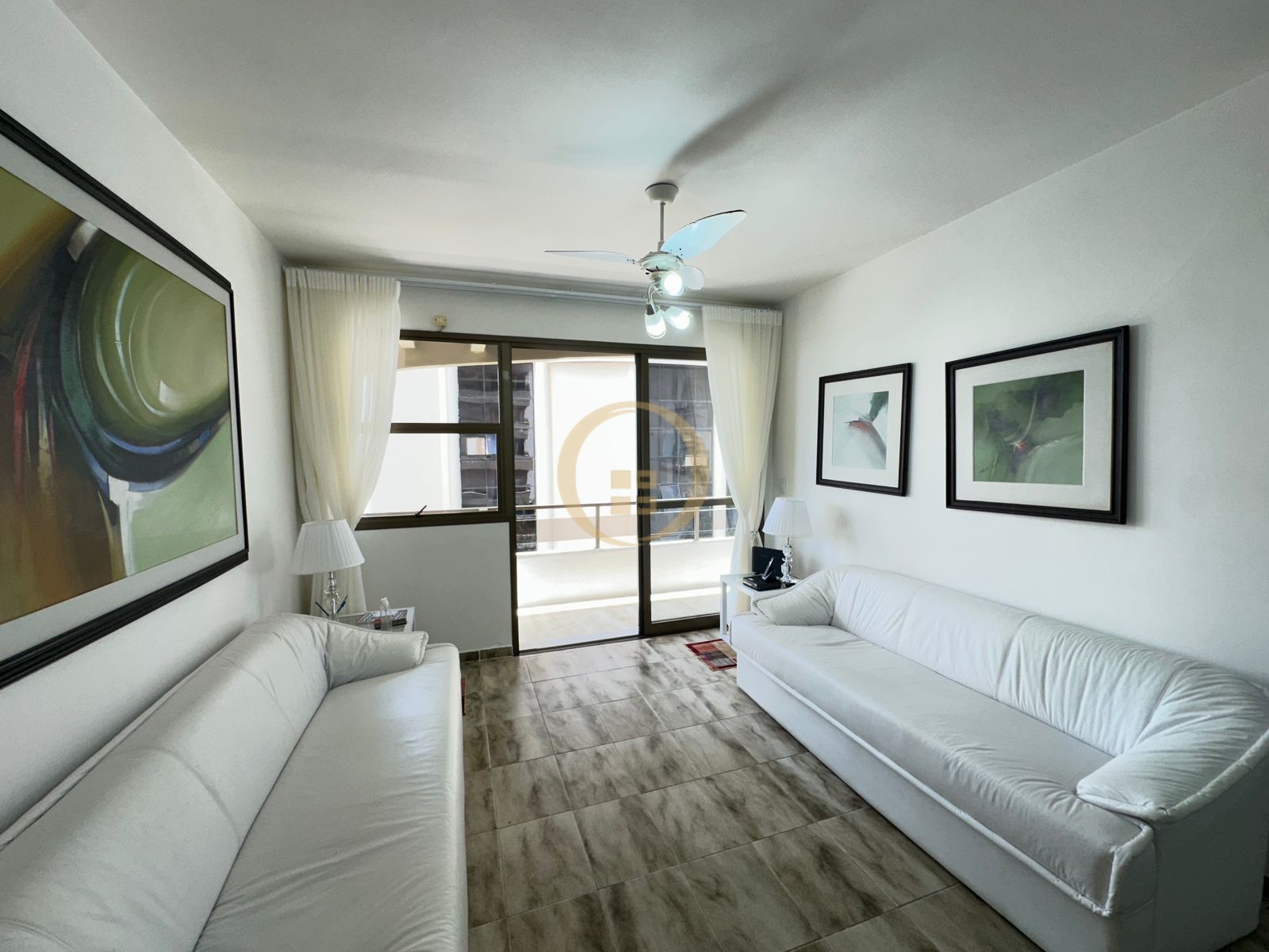 Apartamento, Praia da Pitangueiras, Guarujá - SP