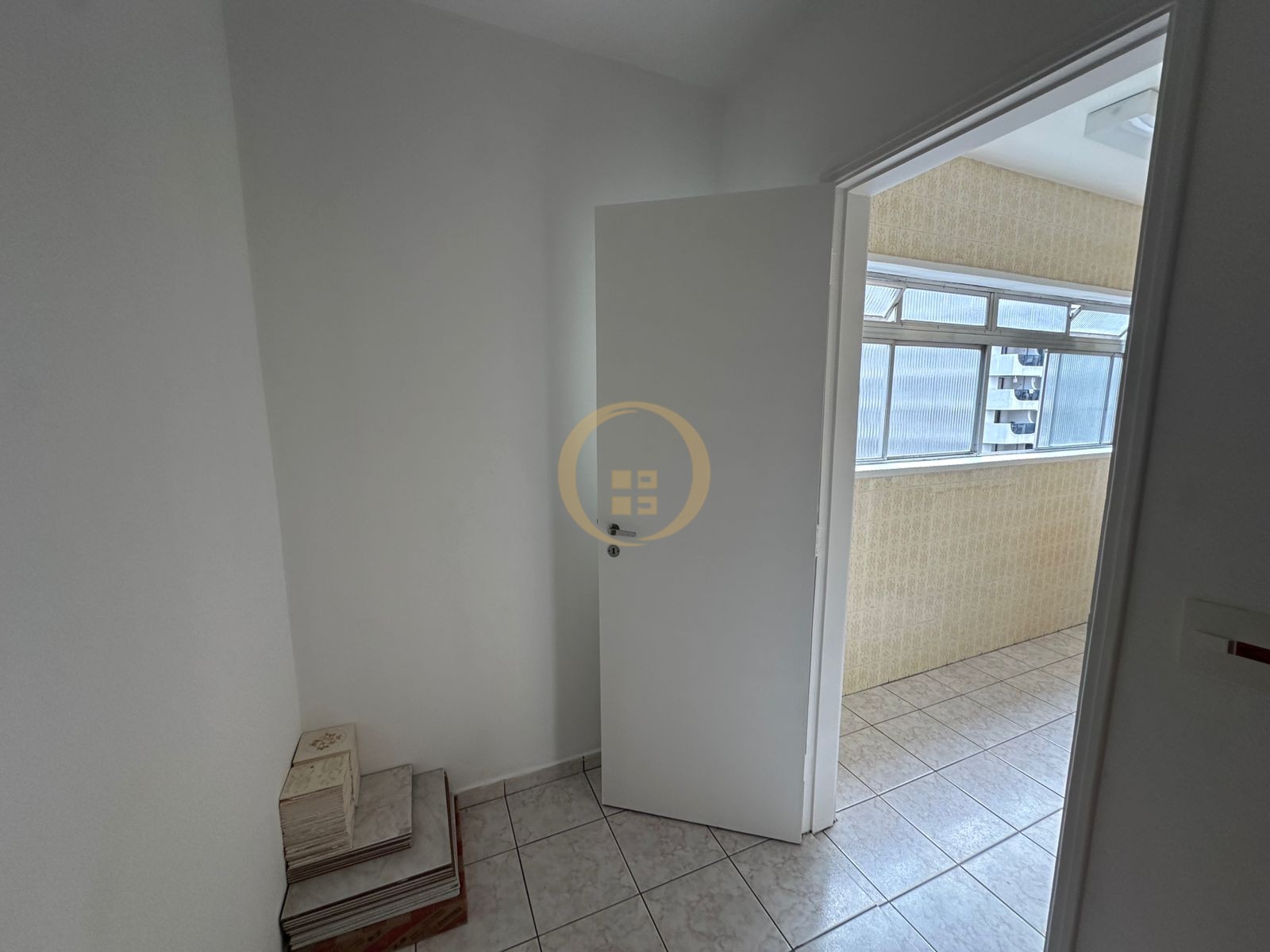Apartamento na Praia da Pitangueiras, Guarujá-SP