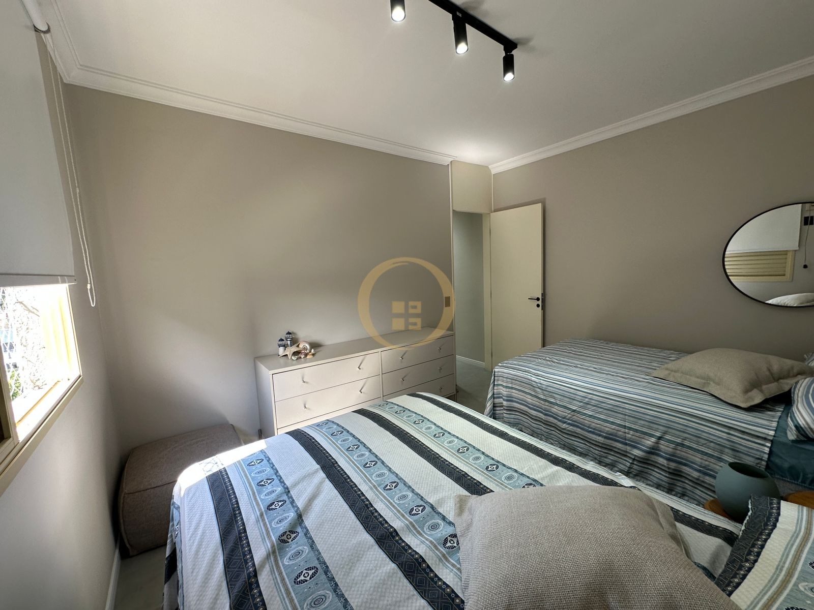 Apartamento na Praia da Enseada, Guarujá - SP