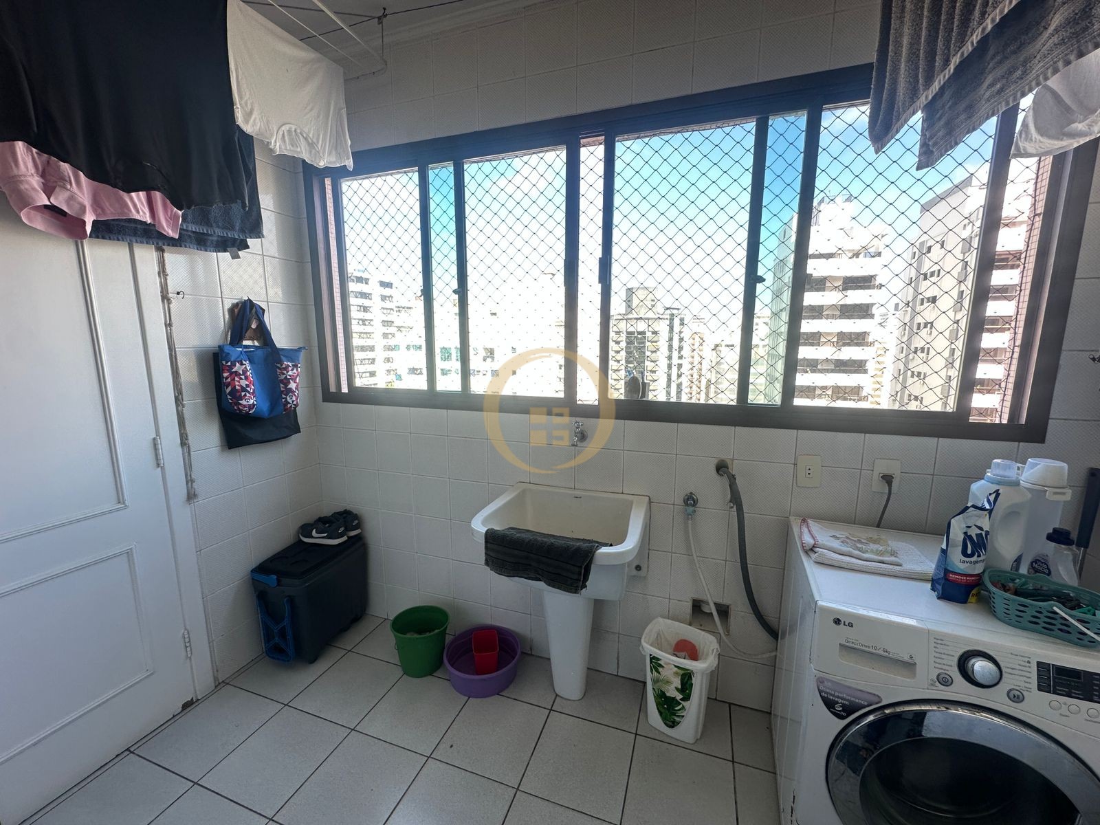Apartamento na Praia da Pitangueiras, Guarujá - SP