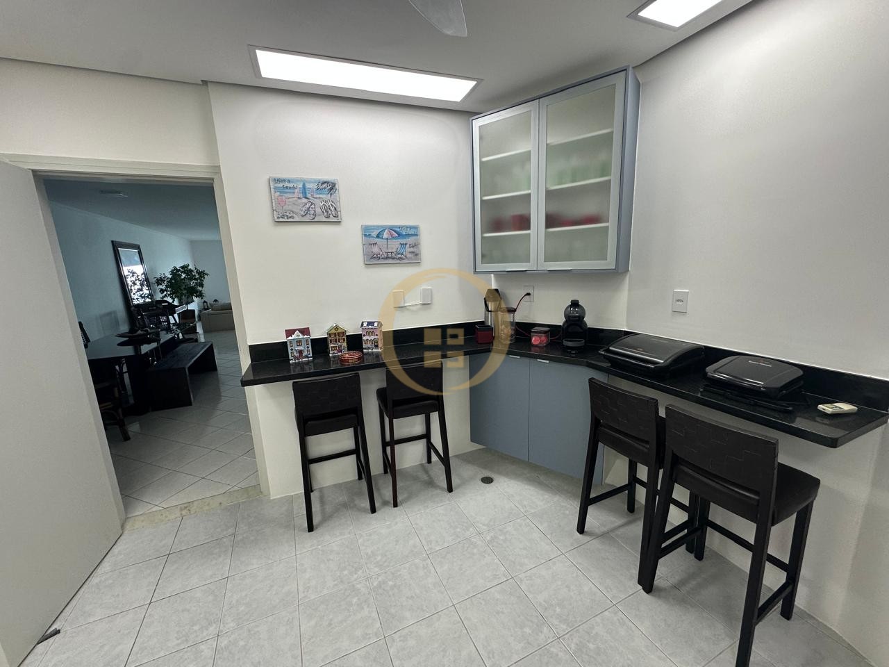Apartamento Frente ao Mar nas Pitangueiras, Guarujá - SP