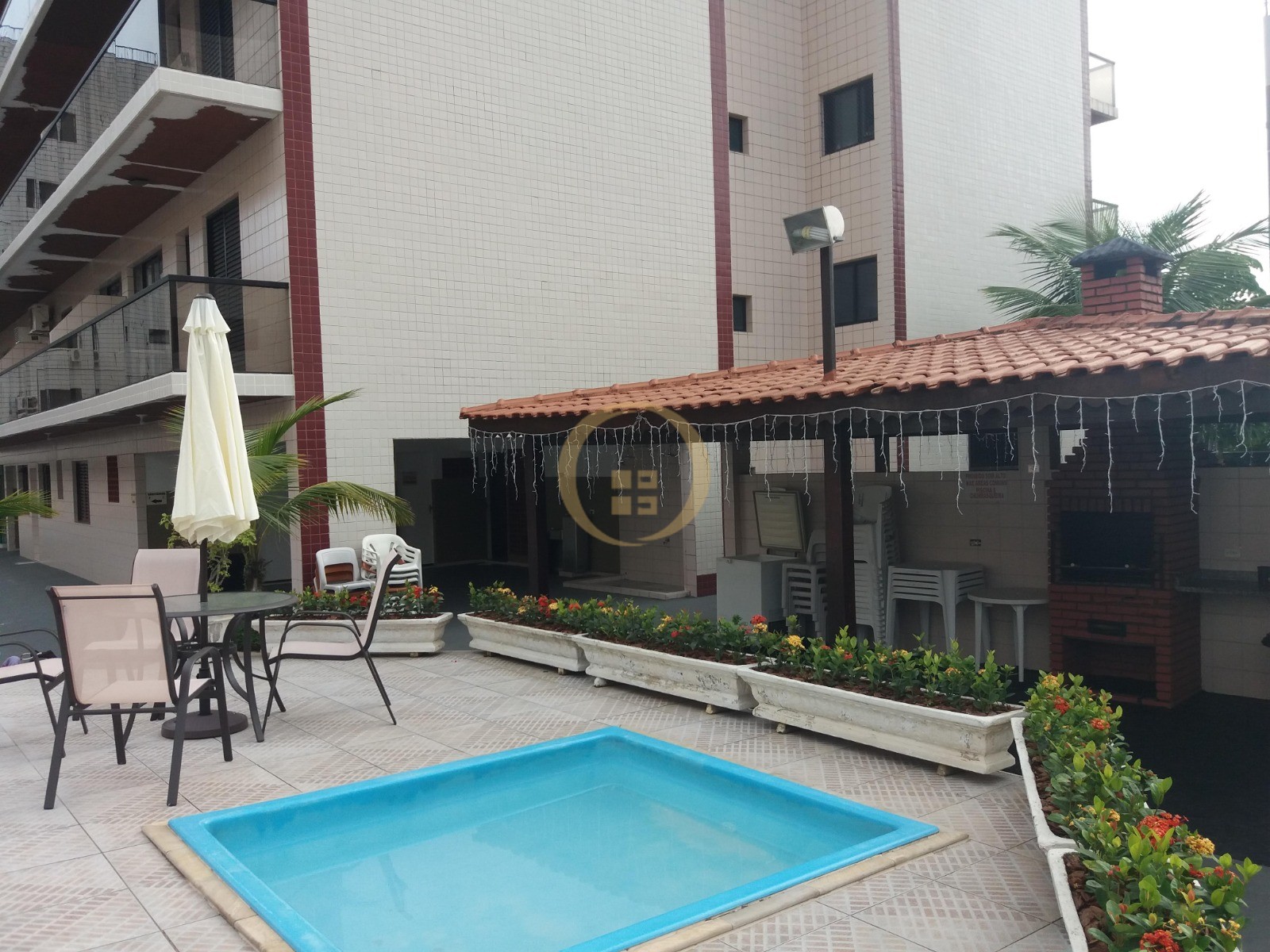 Apartamento na Praia da Enseada, Guarujá - SP
