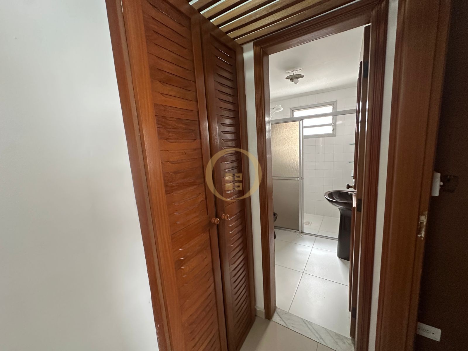 Apartamento na Praia das Astúrias, Guarujá - SP