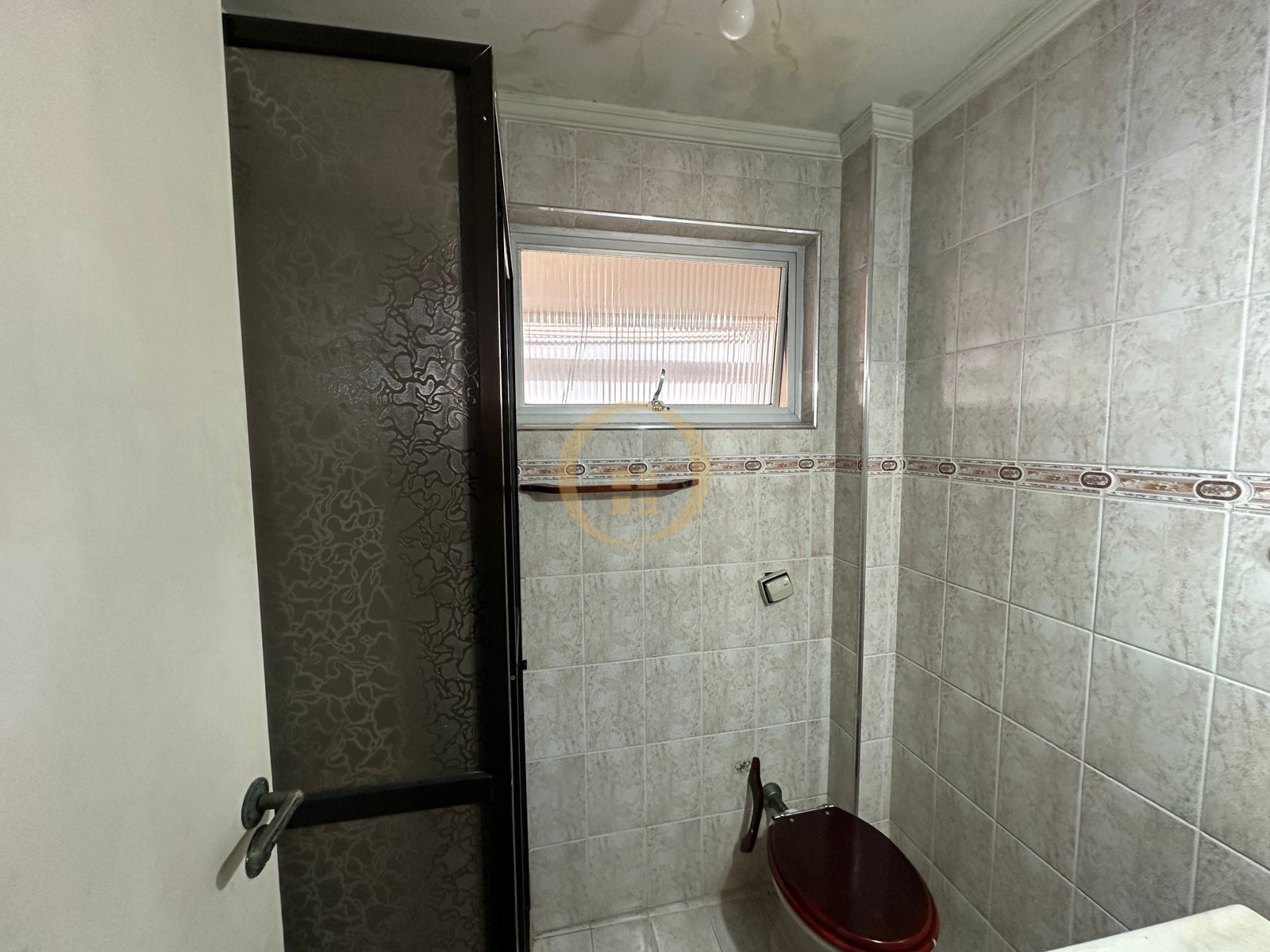 Apartamento na Praia da Enseada, Guarujá - SP