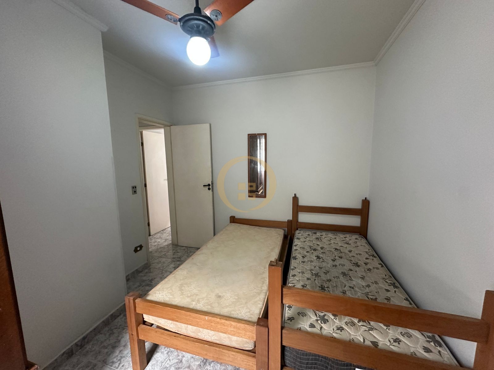 Apartamento na Praia da Enseada, Guarujá - SP