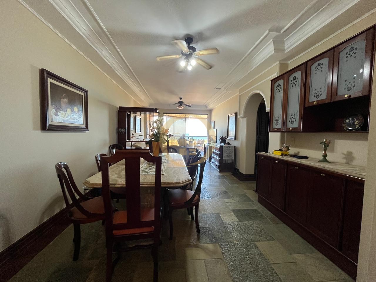Apartamento na Praia da Enseada, Guarujá - SP