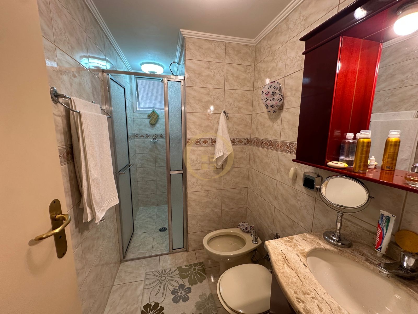 Apartamento na Praia da Enseada, Guarujá - SP