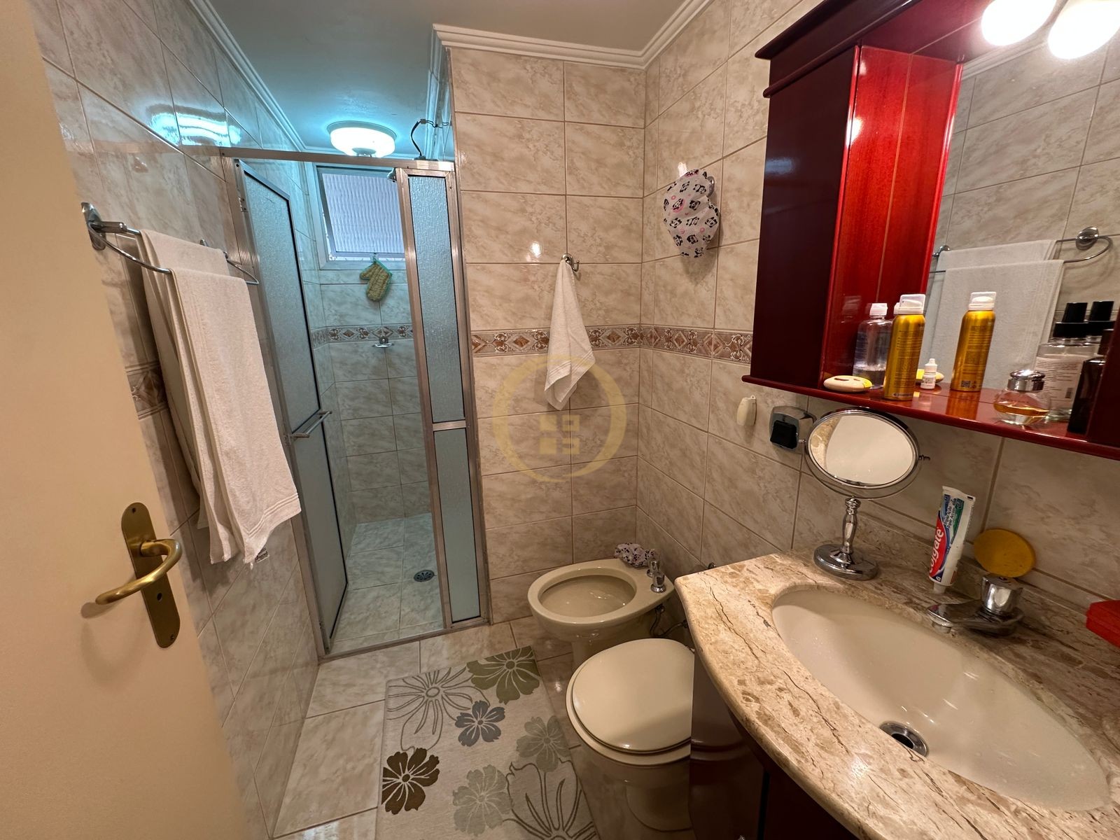 Apartamento na Praia da Enseada, Guarujá - SP