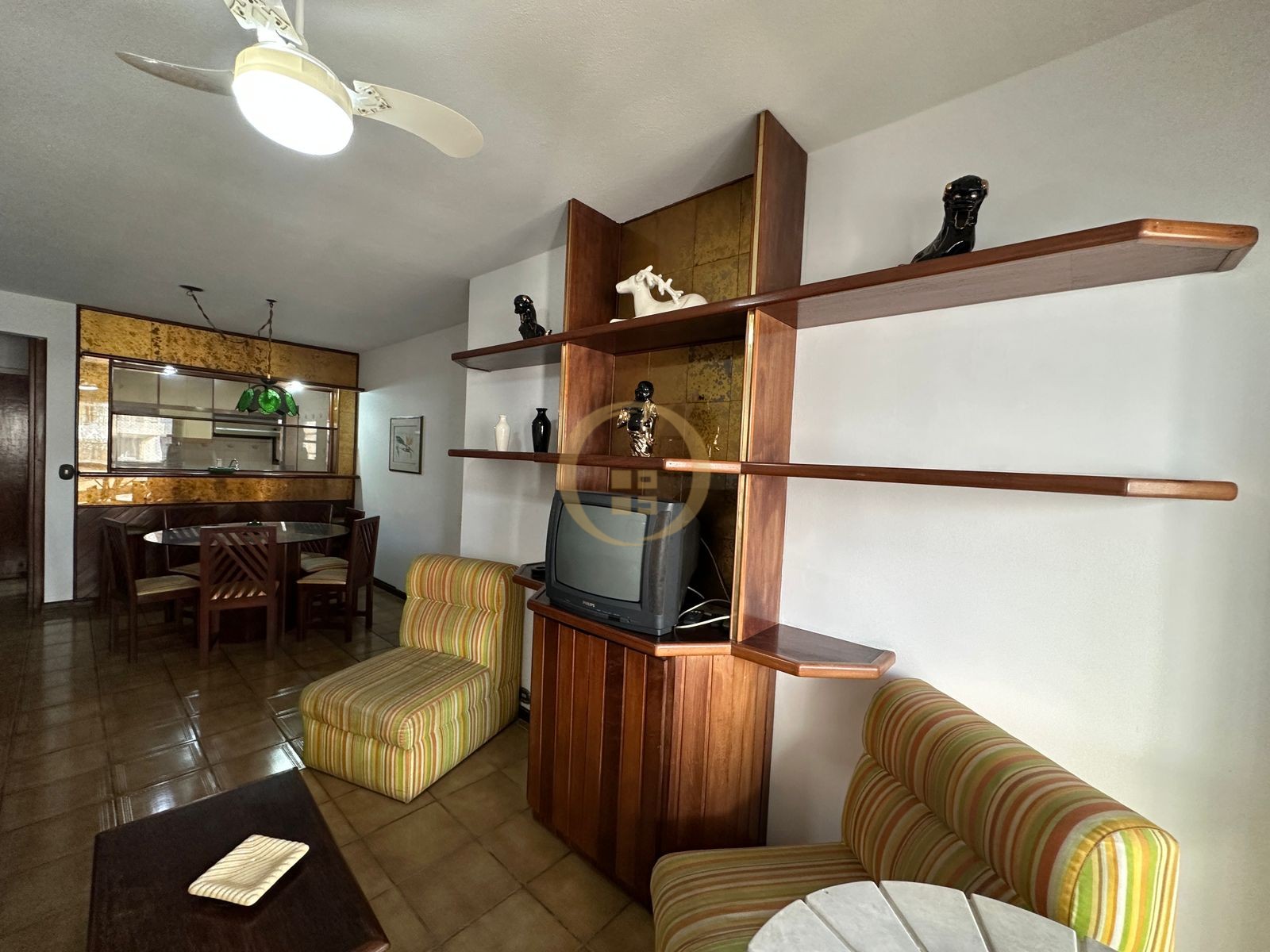 Apartamento na Praia das Pitangueiras, Guarujá - SP