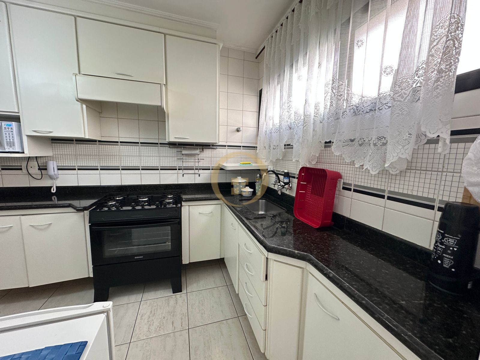 Apartamento na Praia da Enseada, Guarujá - SP