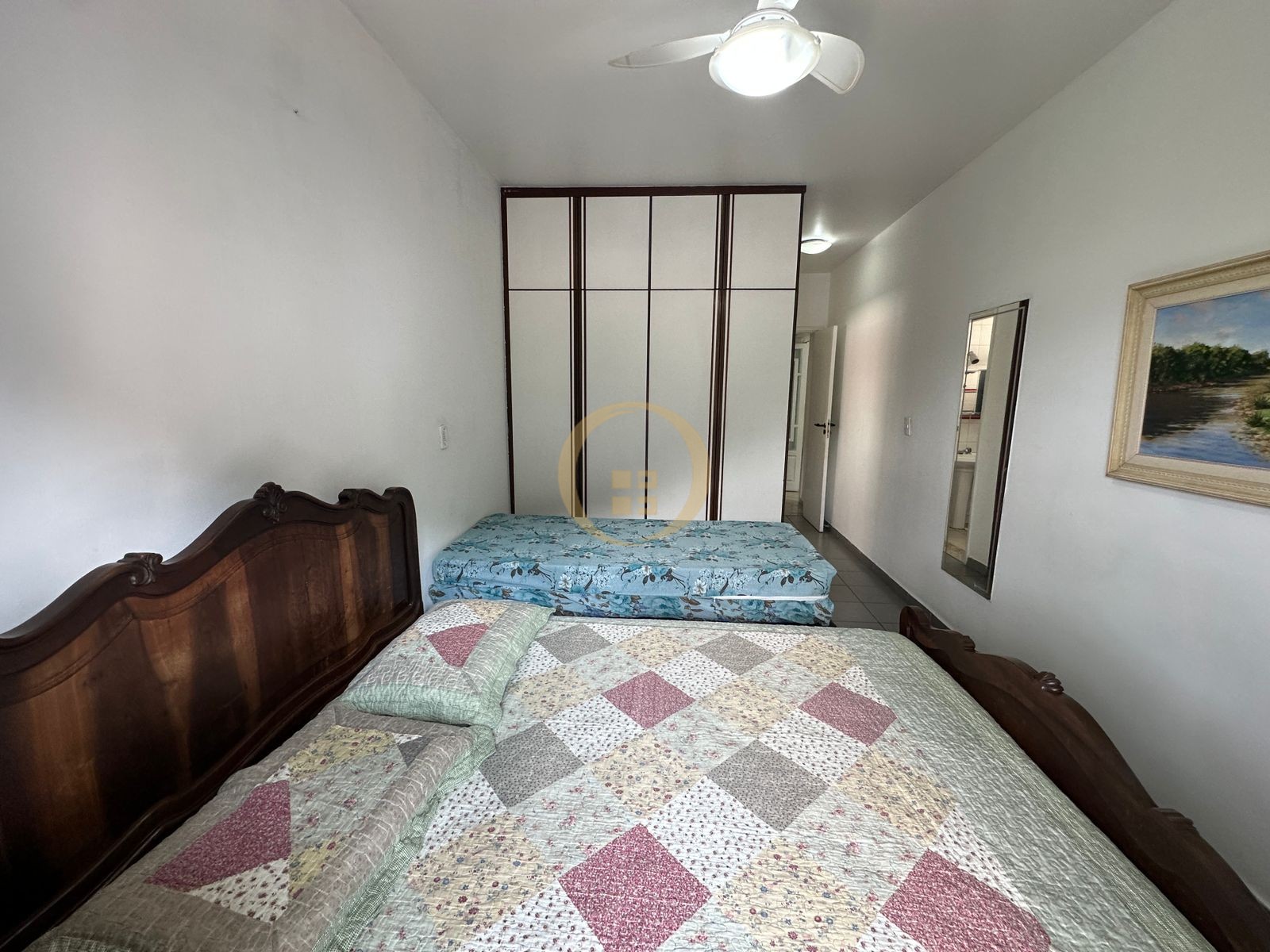 Apartamento na Praia da Enseada, Guarujá - SP