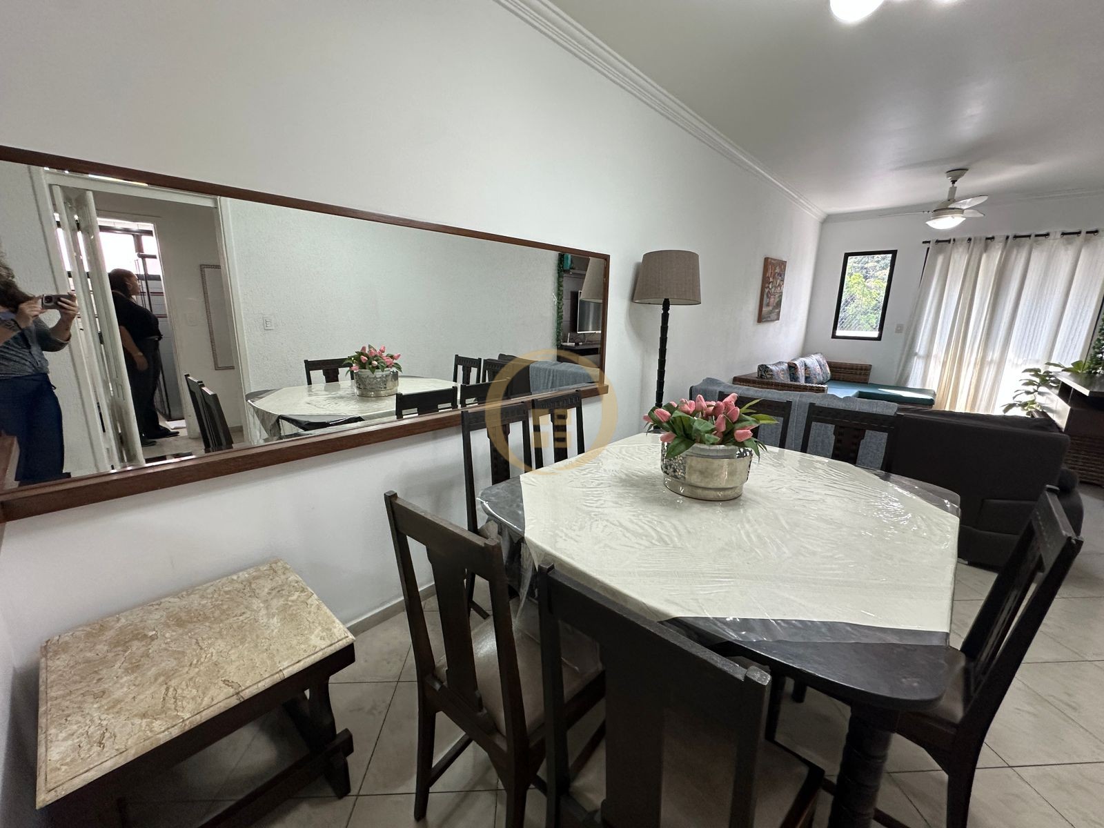 Apartamento na Praia da Enseada, Guarujá - SP