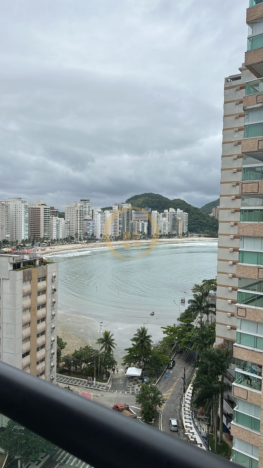Apartamento na Praia das Astúrias, Guarujá - SP