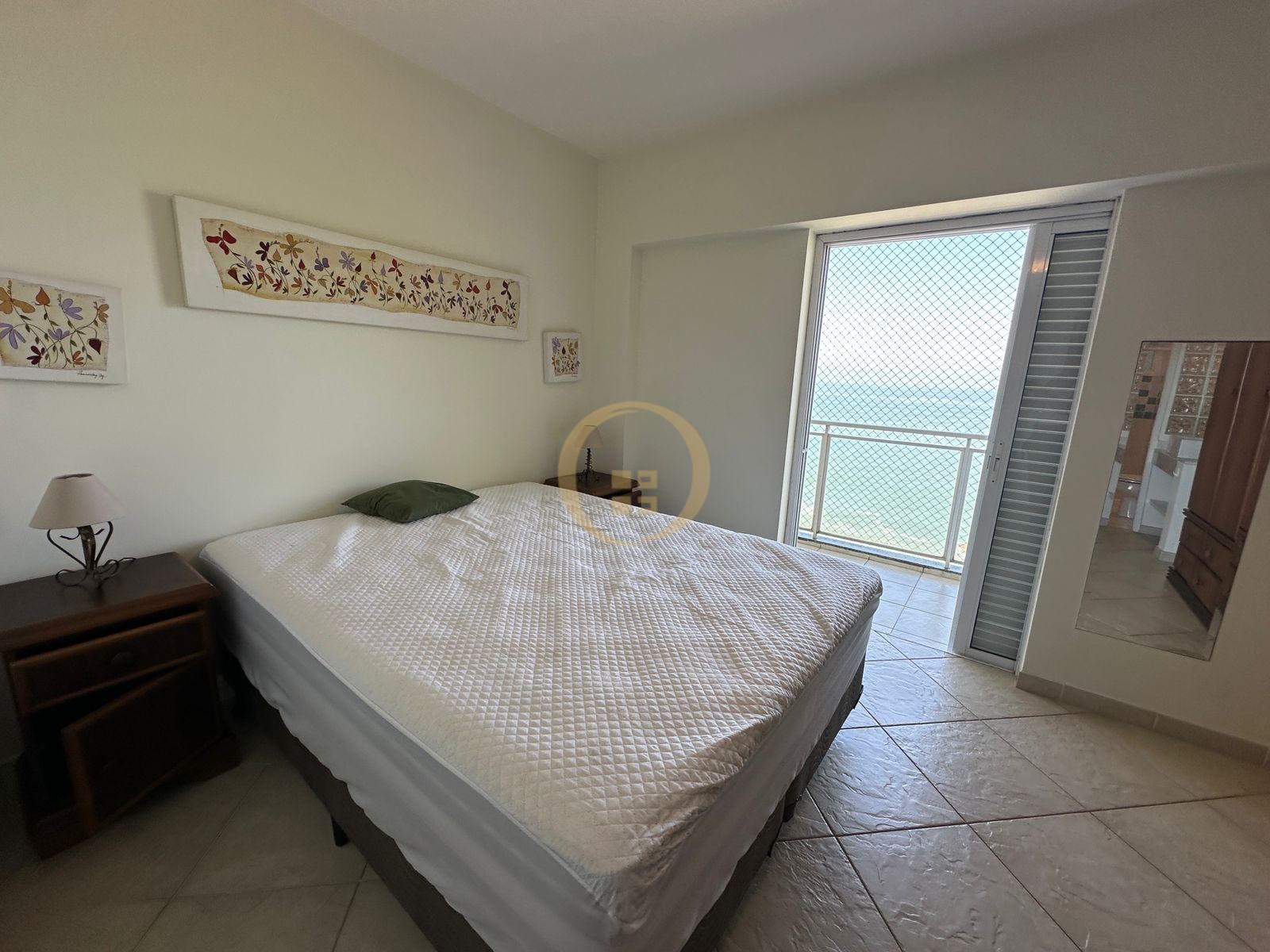 Apartamento Frente Mar, Praia das Astúrias, Guarujá - SP
