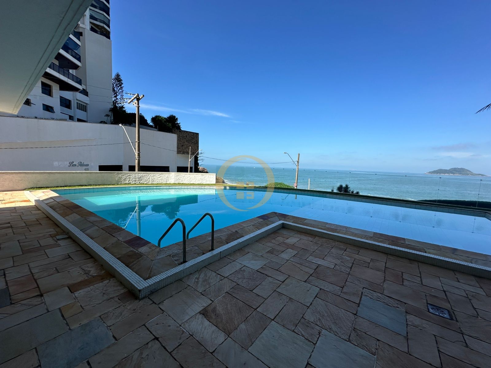 Apartamento Frente Mar,  Praia das Astúrias, Guarujá - SP
