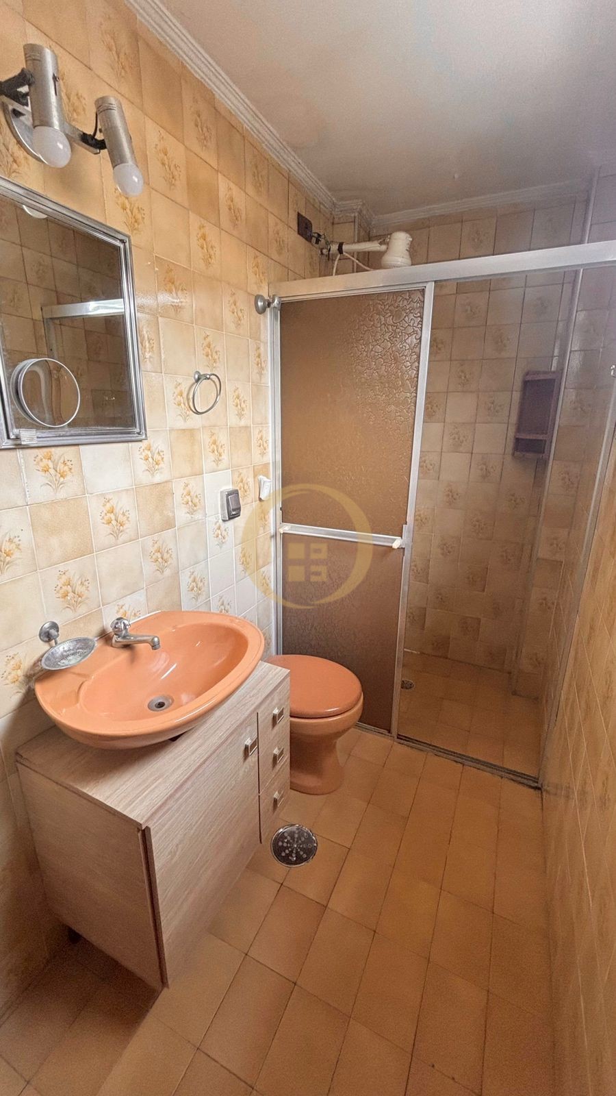Apartamento na Praia da Enseada, Guarujá - SP