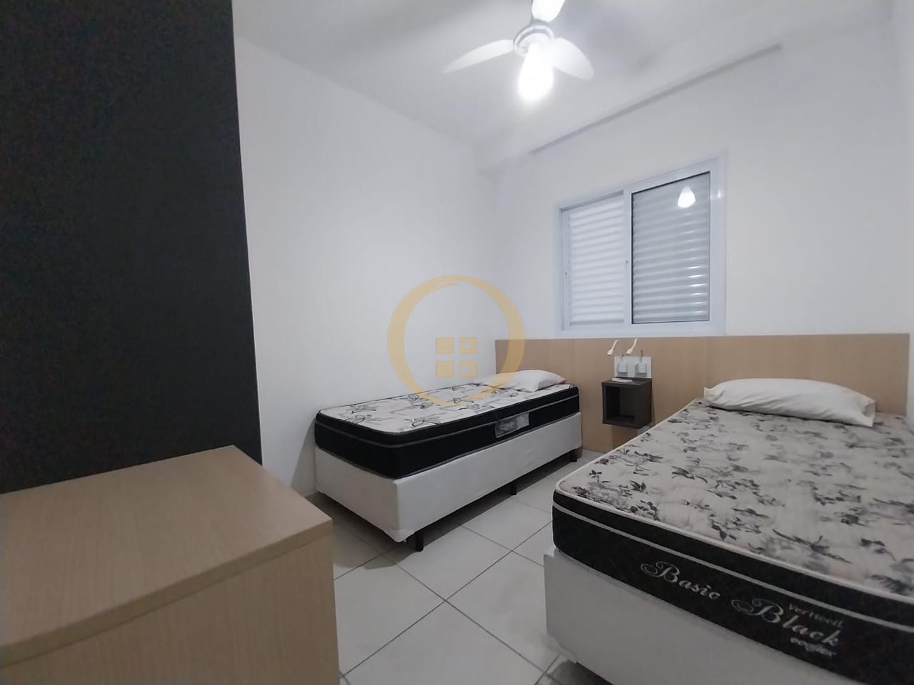 Apartamento na Praia da Enseada, Guarujá - SP