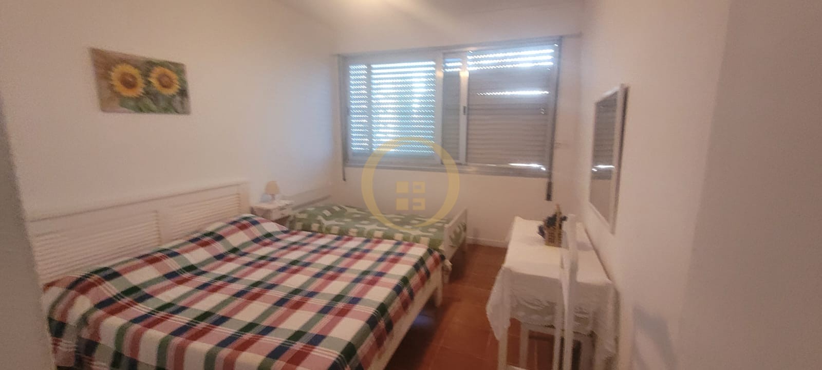 Apartamento na Praia das Pitangueiras, Guarujá - SP