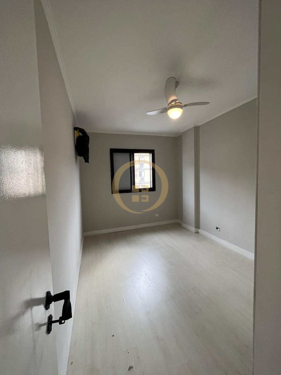 Apartamento na Praia da Enseada, Guarujá - SP