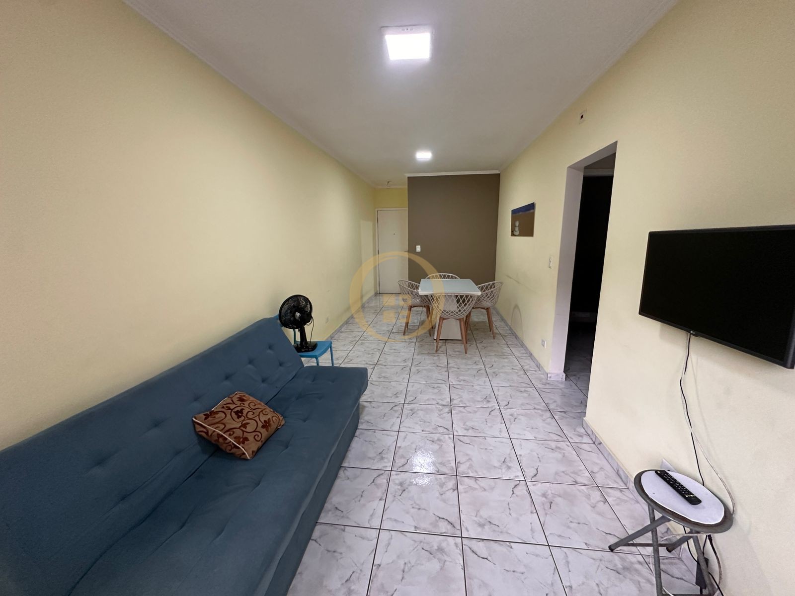 Apartamento na Praia das Pitangueiras, Guarujá - SP