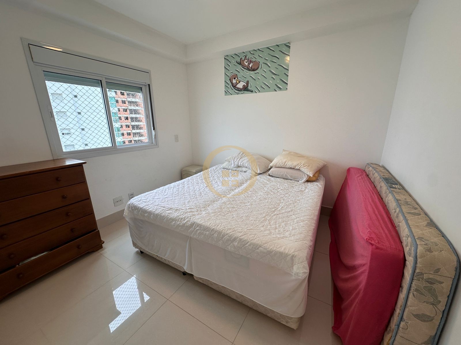 Apartamento na Praia da Enseada, Guarujá - SP