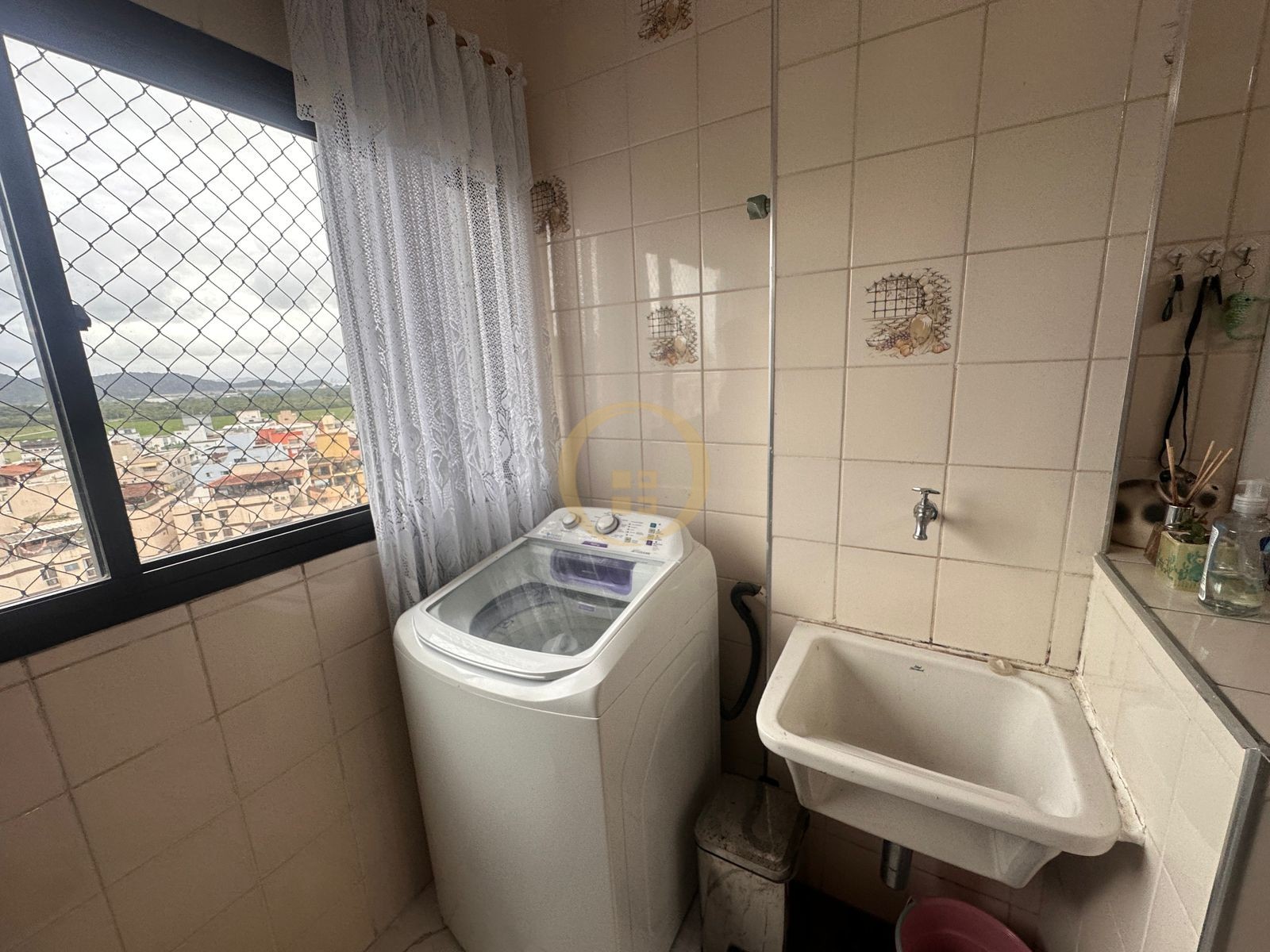 Apartamento na Praia das Astúrias, Guarujá - SP