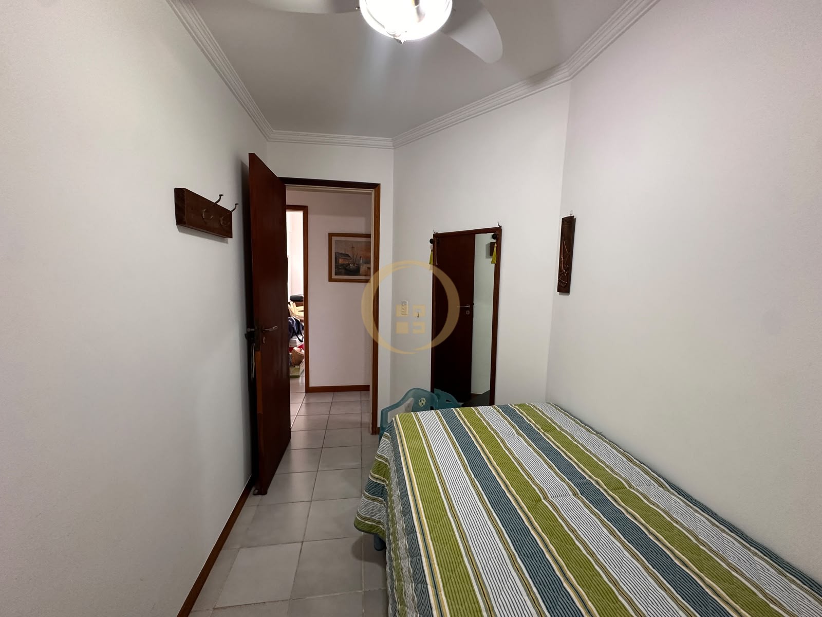 Apartamento na Praia da Enseada, Guarujá - SP
